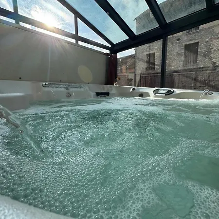 Holiday home Arconciergerie Le D'artois Oncy-sur-Ecole
