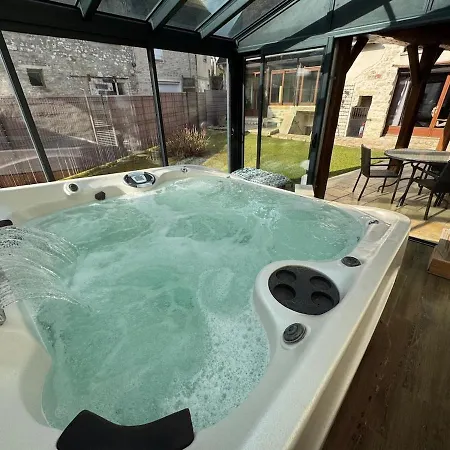 Holiday home Arconciergerie Le D'artois *