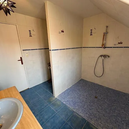 Holiday home Arconciergerie Le D'artois *
